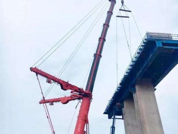 龙游县吊车租赁电话_吊车出租的两点意义